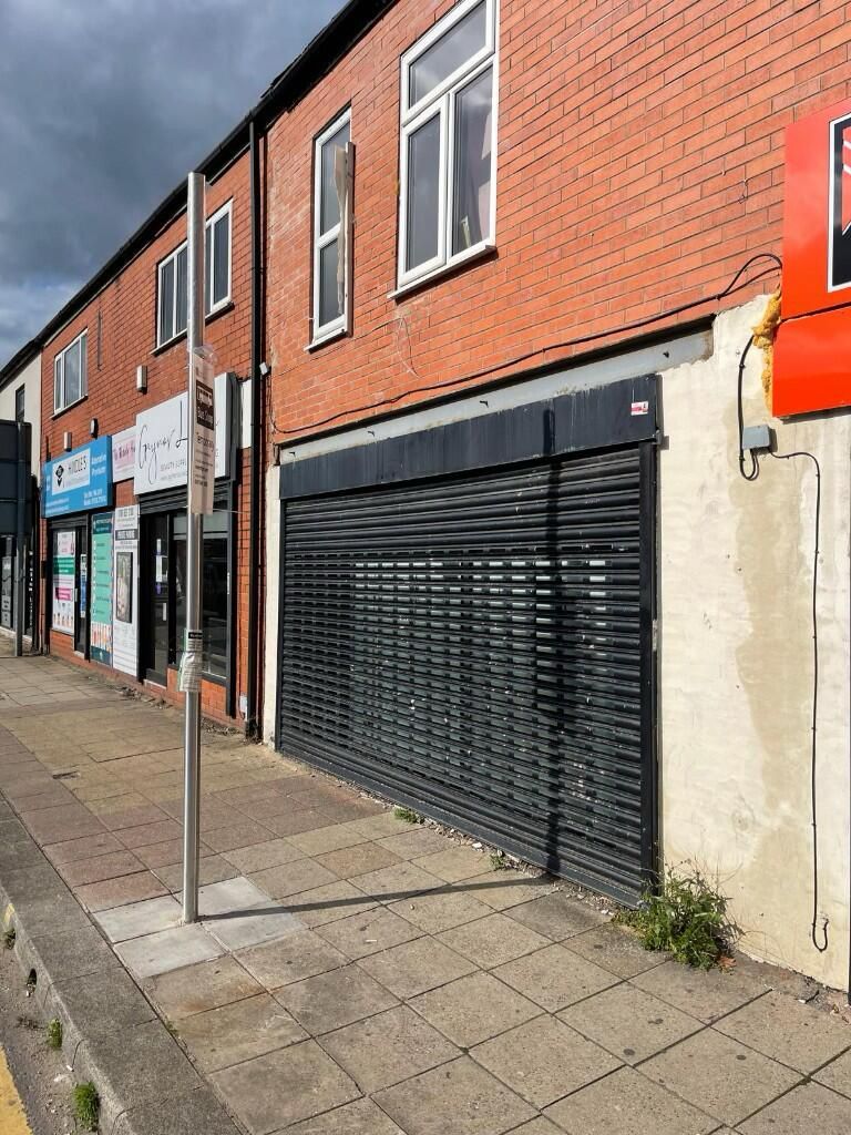 Retail shop To Let - Rochdale Road, Bury, Greater Manchester, BL9 - £900 pcm - LET AGREED