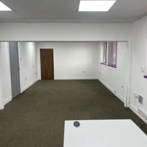 Office To Let – Hyde Rd, Manchester, M12 – £800 PCM
